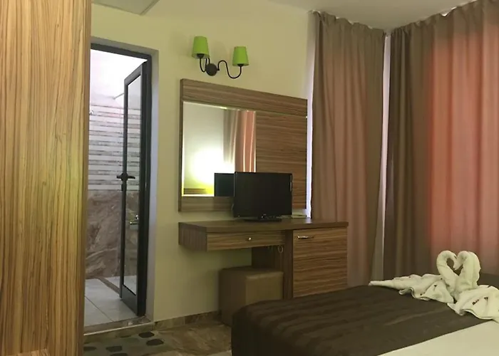 Tm Deluxe Located In Sunny 3* ساني بيتش