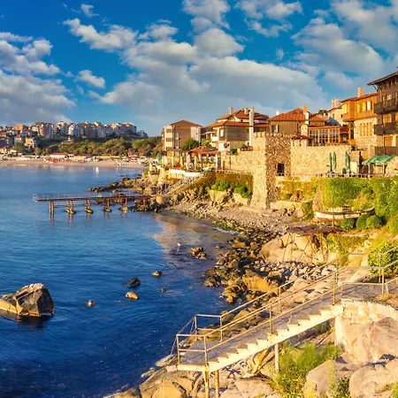 Tm Deluxe Located In Sunny Parc de vacanță